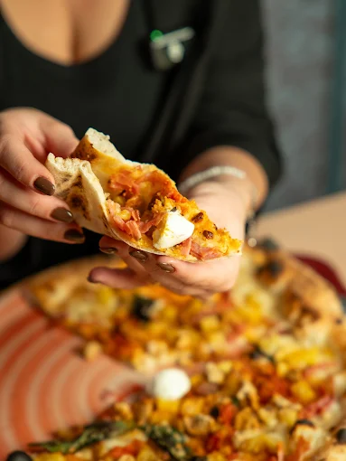 Pizzeria con giardino a Casoria