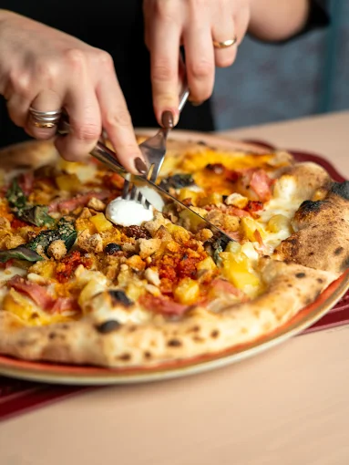 Pizzeria con giardino a Casoria