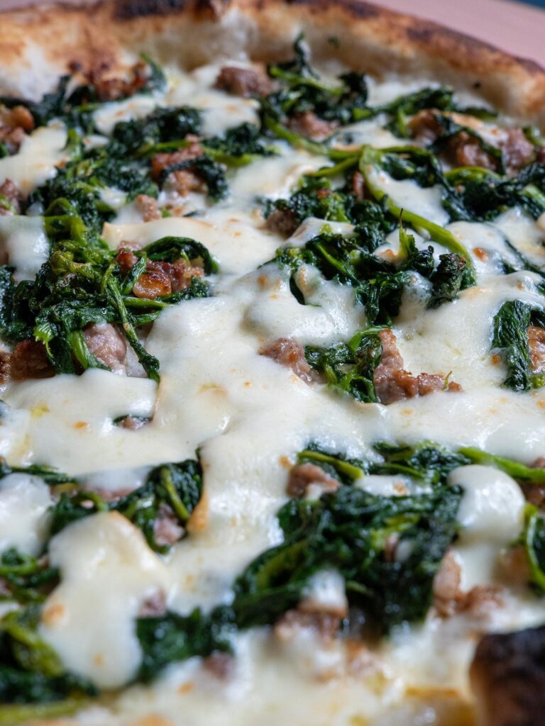 Pizzeria con giardino a Casoria